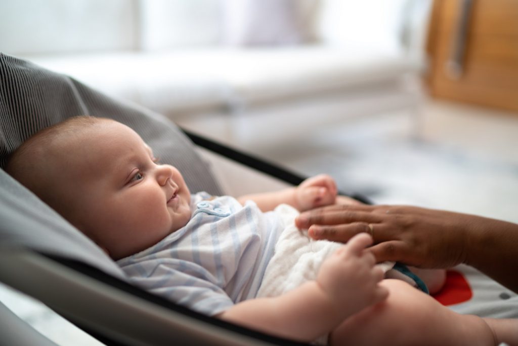 Dlaczego warto mieć dla dziecka leżaczek