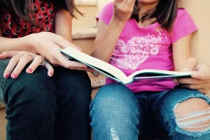 zasady pisowni wielką literą dla dzieci