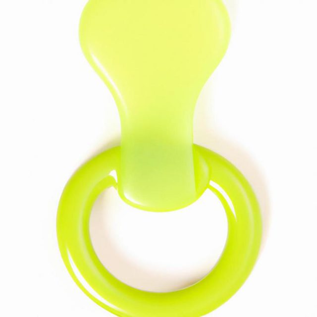 kiedy wychodzą pierwsze zęby